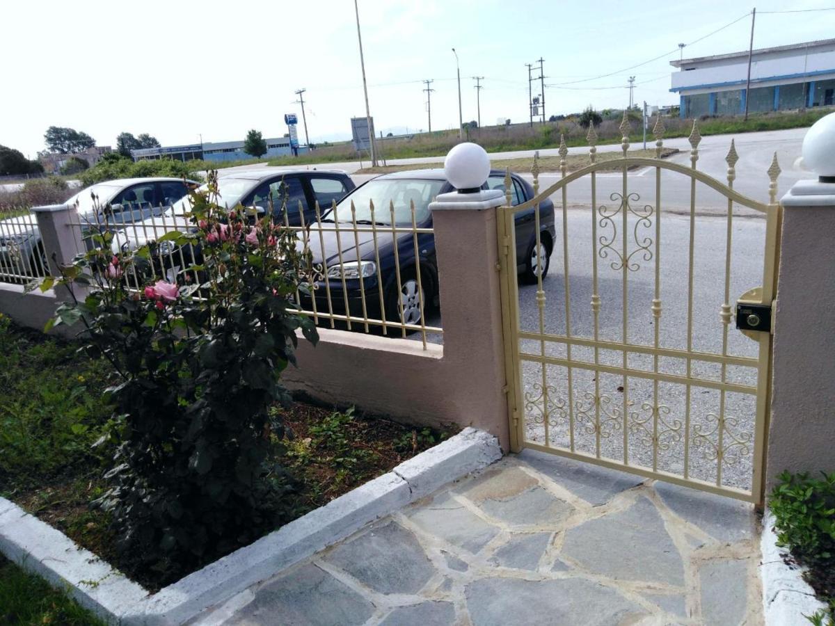 Cozy And Modern Διαμέρισμα Κομοτηνή Εξωτερικό φωτογραφία